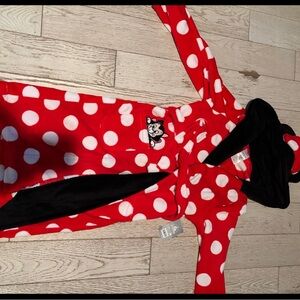 Minnie Mouse NWT plush robe